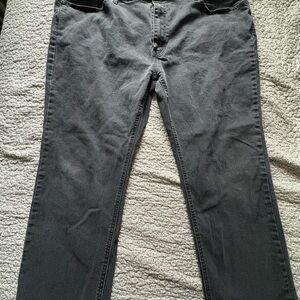 Black Denim Levi’s size 47W x 28L